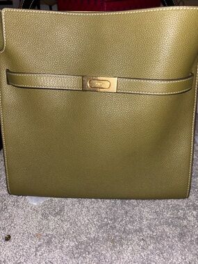 Tory Burch Lee Radzwill Olive Green Pebbled Leather Tote with Gold Hardware